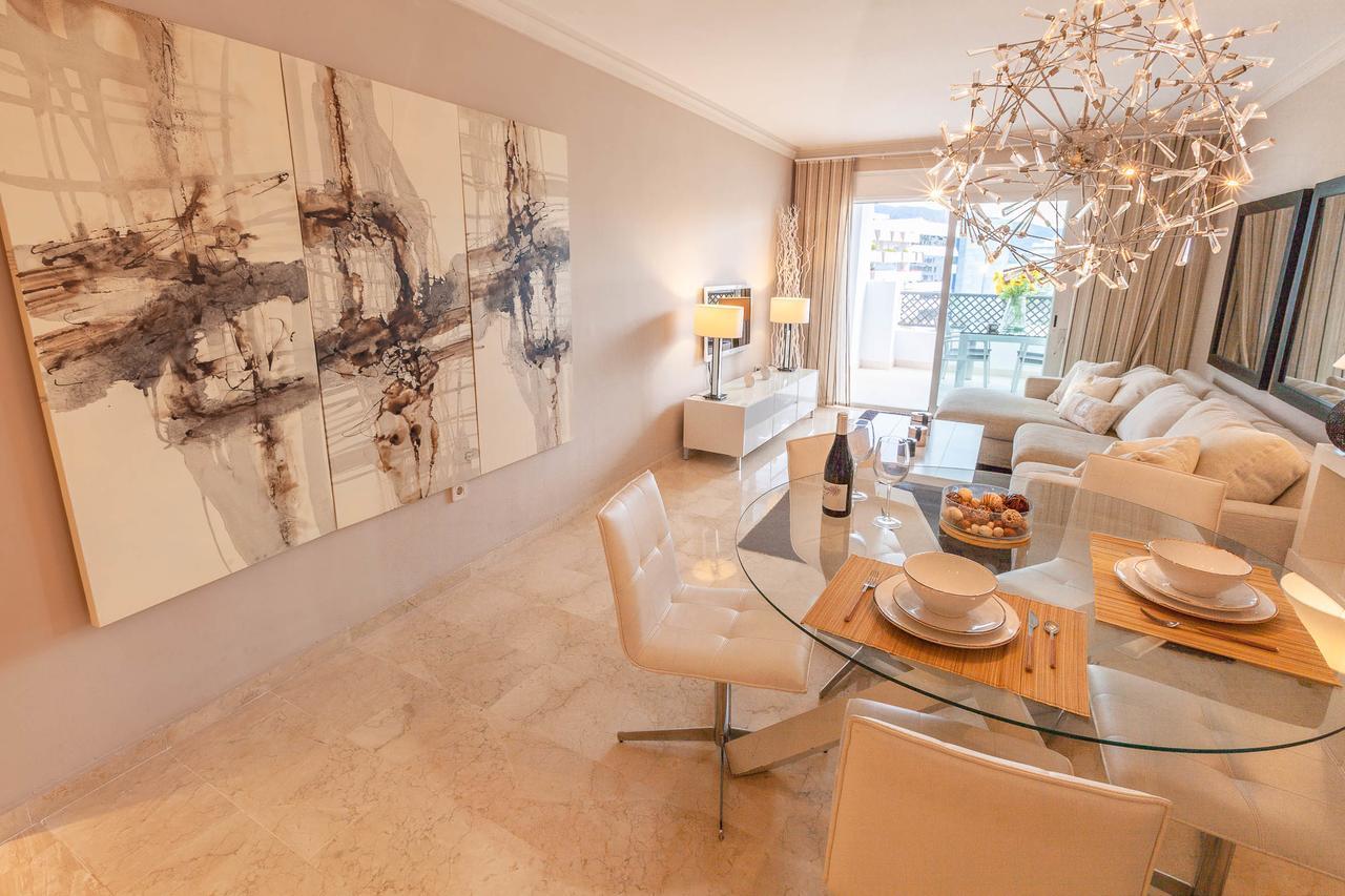 Vacation Marbella: Beachfront Luxury at Terrazas De Banus Exterior photo